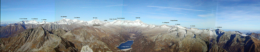 Panoramica a 360° da Monte Re di Castello, prelevata in rete (e ne ringrazio l'autore!) scattata in una splendida gionata serena con ottima visibilità...panorami che noi non abbiamo potuto ammirare per nebbie e nuvole sulle cime dei monti circostanti